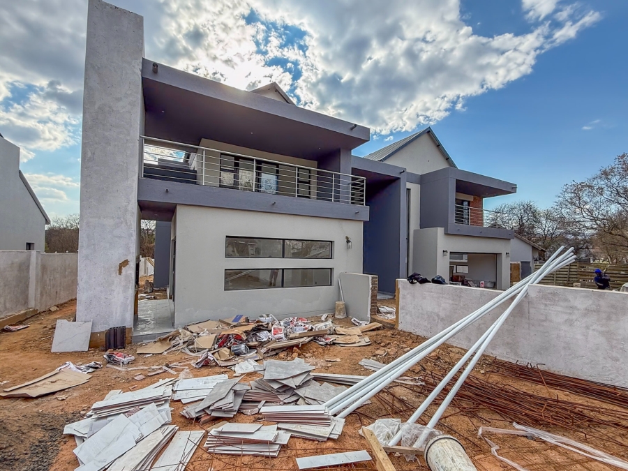 4 Bedroom Property for Sale in Landsmeer Residential Estate North West